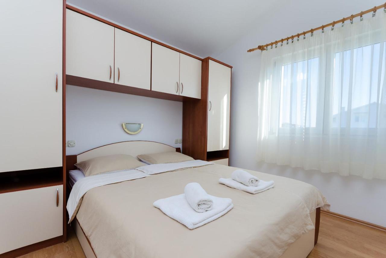 Apartments Marija P Lopar Esterno foto